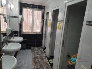 Tuvaletler-Ahatlı-Yüksek-Öğrenim-Öğrenci-Yurdu